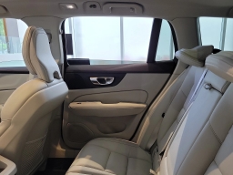 Volvo V60 Cross Country Plus B5 AWD 2026
