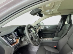 Volvo V60 Cross Country Plus B5 AWD 2026