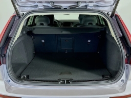 Volvo V60 Cross Country Plus B5 AWD 2026