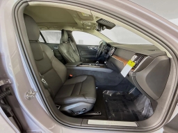 Volvo V60 Cross Country Plus B5 AWD 2026