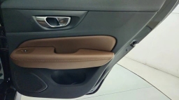 Volvo V60 Cross Country Plus B5 AWD 2026