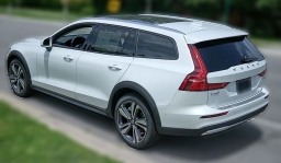 Volvo V60 Cross Country Plus B5 AWD 2026