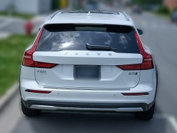 Volvo V60 Cross Country Plus B5 AWD 2026