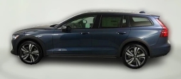 Volvo V60 Cross Country Plus B5 AWD 2026