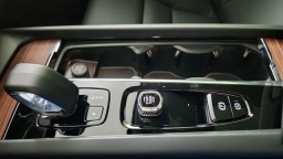 Volvo V60 Cross Country Plus B5 AWD 2026