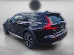 Volvo V60 Cross Country Ultra B5 AWD 2026