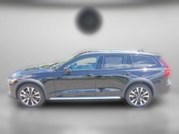 Volvo V60 Cross Country Ultra B5 AWD 2026