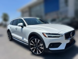 Volvo V60 Cross Country Ultra B5 AWD 2026