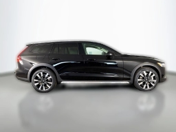 Volvo V60 Cross Country Ultra B5 AWD 2026