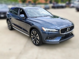 Volvo V60 Cross Country Ultra B5 AWD 2026