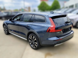 Volvo V60 Cross Country Ultra B5 AWD 2026