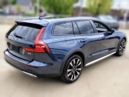 Volvo V60 Cross Country Ultra B5 AWD 2026