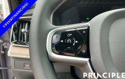 Volvo XC90 Plus B5 AWD 6-Seater 2026
