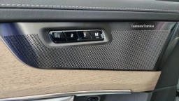 Volvo XC90 Plus B5 AWD 7-Seater 2026