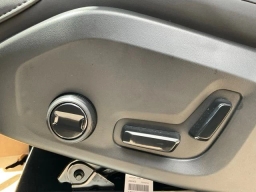 Volvo XC90 Plus B5 AWD 7-Seater 2026