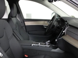 Volvo XC90 Core B5 AWD 7-Seater 2026