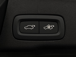 Volvo XC60 Plus B5 AWD 2026