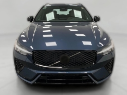 Volvo XC60 Plus B5 AWD 2026