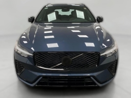 Volvo XC60 Plus B5 AWD 2026