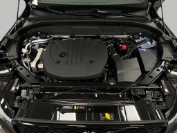 Volvo XC60 Plus B5 AWD 2026