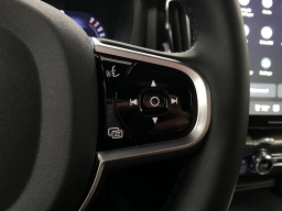 Volvo XC60 Plus B5 AWD 2026