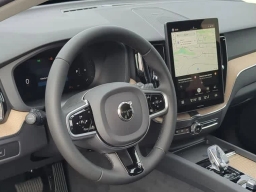 Volvo XC60 Plus B5 AWD 2026