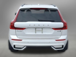 Volvo XC60 Plus B5 AWD 2026