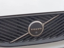 Volvo XC60 Plus B5 AWD 2026