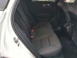 Volvo XC60 Plus B5 AWD 2026
