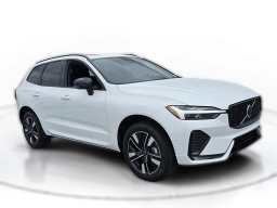 Volvo XC60 Plus B5 AWD 2026