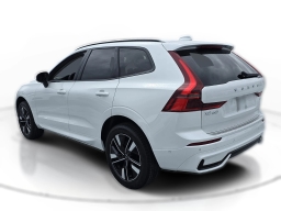 Volvo XC60 Plus B5 AWD 2026