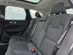 Volvo XC60 Plus B5 AWD 2026