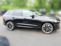 Volvo XC60 Plus B5 AWD 2026