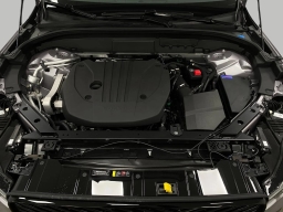 Volvo XC60 Plus B5 AWD 2026