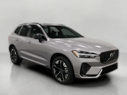 Volvo XC60 Plus B5 AWD 2026