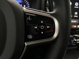 Volvo XC60 Plus B5 AWD 2026
