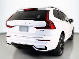 Volvo XC60 Plus B5 AWD 2026