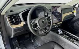 Volvo XC60 Plus B5 AWD 2026