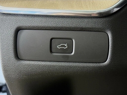Volvo XC60 Plus B5 AWD 2026