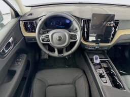 Volvo XC60 Plus B5 AWD 2026