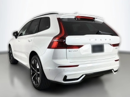 Volvo XC60 Plus B5 AWD 2026