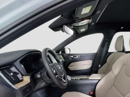 Volvo XC60 Plus B5 AWD 2026