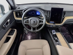 Volvo XC60 Plus B5 AWD 2026