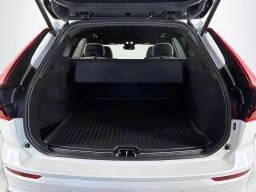 Volvo XC60 Plus B5 AWD 2026