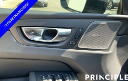 Volvo XC60 Plus B5 AWD 2026