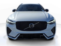 Volvo XC60 Plus B5 AWD 2026