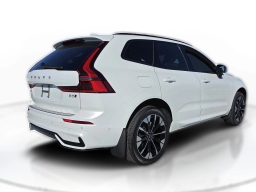 Volvo XC60 Plus B5 AWD 2026