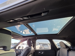 Volvo XC60 Plus B5 AWD 2026