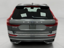 Volvo XC60 Plus B5 AWD 2026