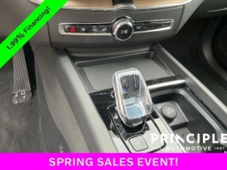 Volvo XC60 Plus B5 AWD 2026